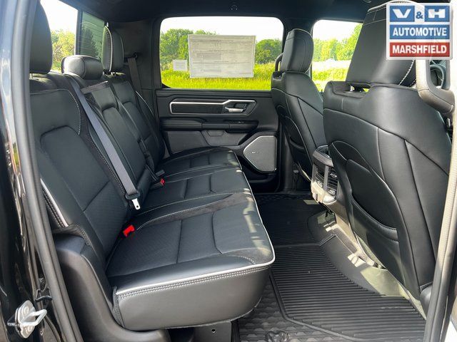 2025 RAM 1500 Laramie - Photo 15