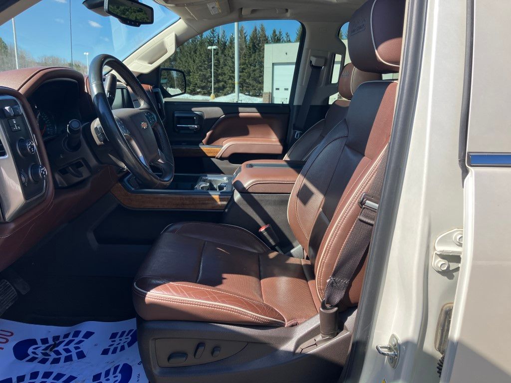2015 Chevrolet Silverado 1500 High Country - Photo 16