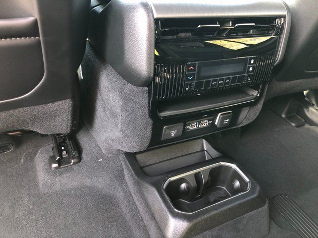 2025 Jeep Wagoneer Series II - Photo 17