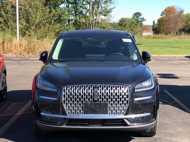 2023 Lincoln Corsair Standard photo 2