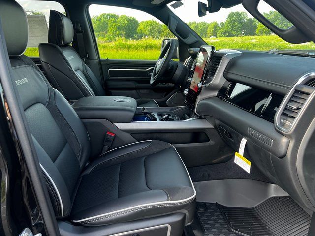 2025 RAM 1500 Laramie - Photo 13