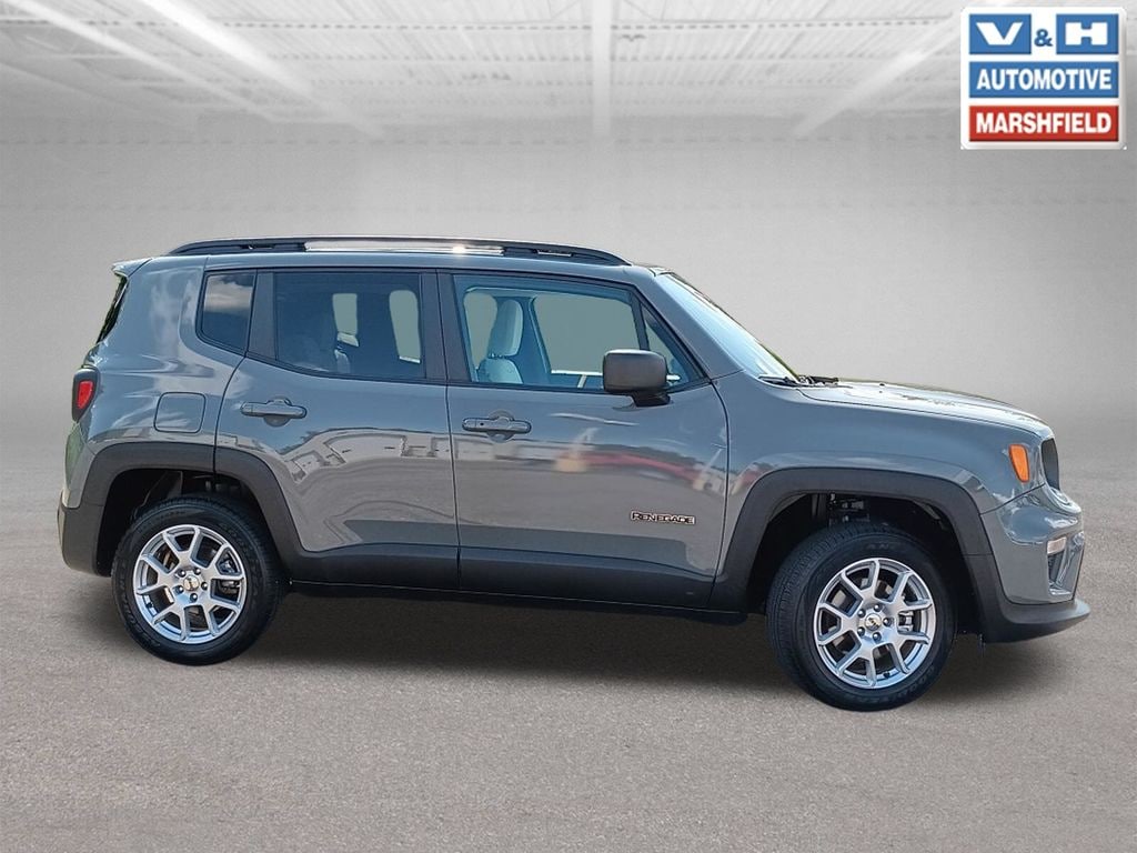 Used 2022 Jeep Renegade Latitude SUV