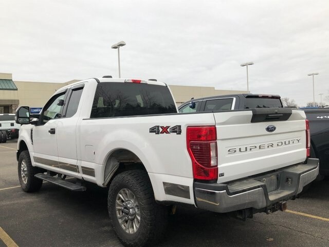 2021 Ford F-350 photo 2