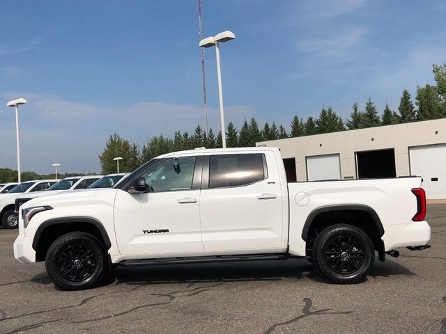 2024 Toyota Tundra SR5 photo 4