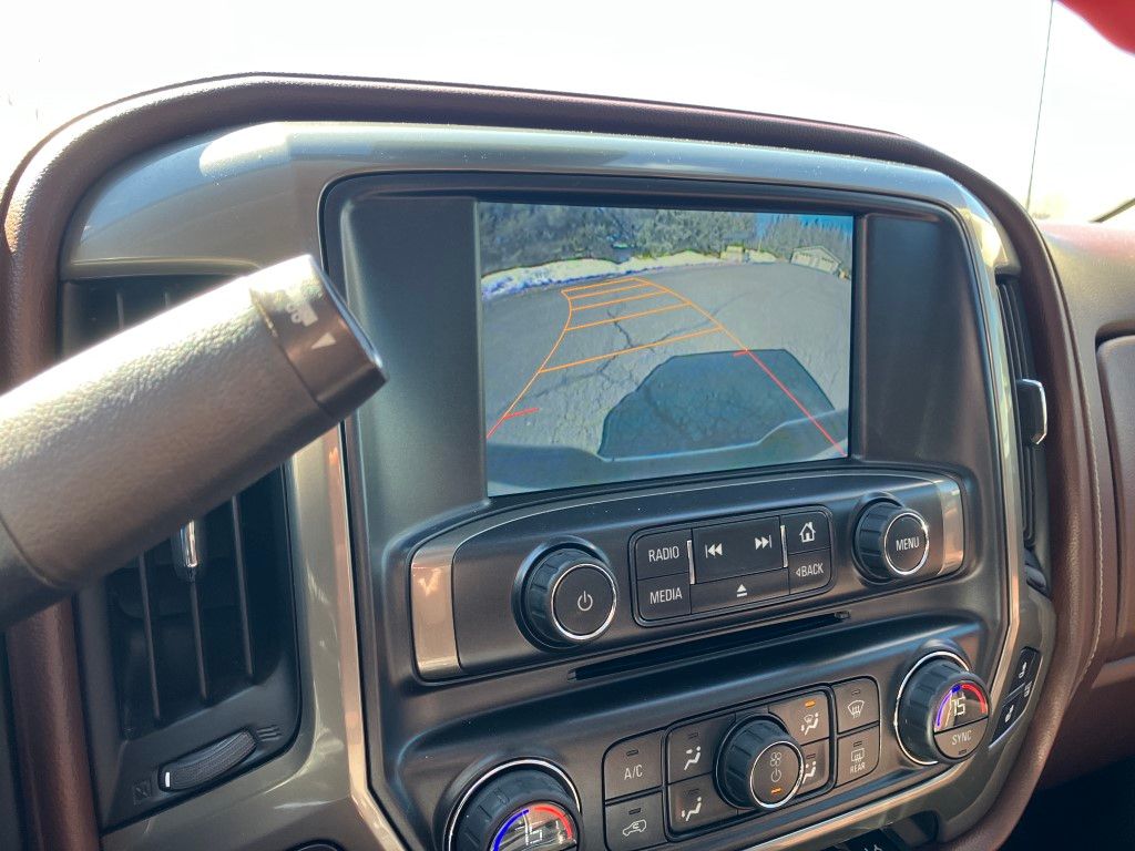 2015 Chevrolet Silverado 1500 High Country - Photo 8