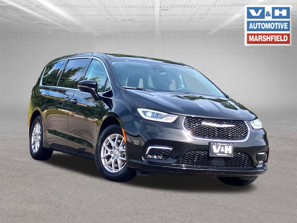 2024 Chrysler Pacifica