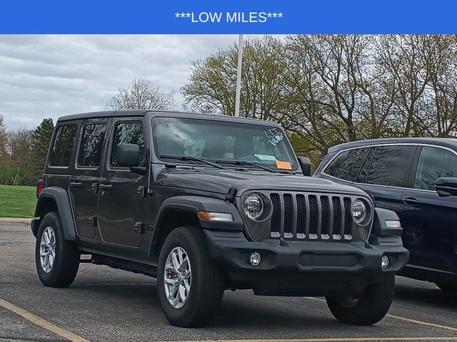 2023 Jeep Wrangler Sport S's photo