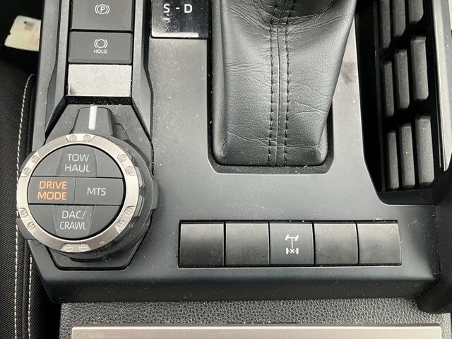 2024 Toyota Tacoma TRD Off-Road photo 4