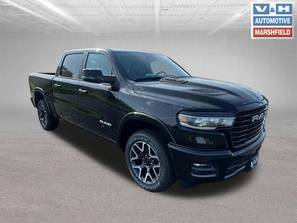 New 2025 Ram 1500 LARAMIE CREW CAB 4X4 5'7 BOX Pickup
