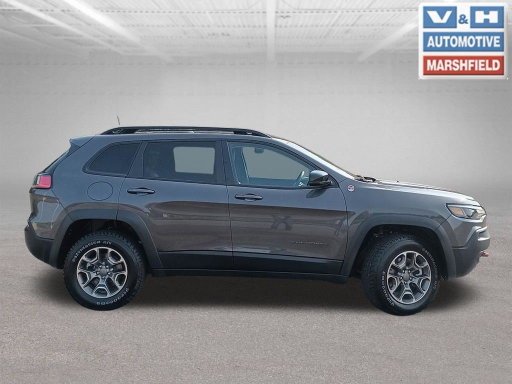 Used 2022 Jeep Cherokee Trailhawk SUV