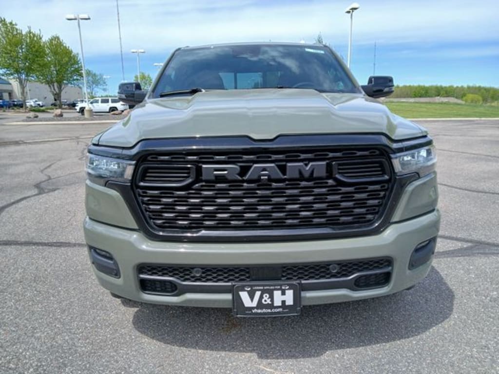 New 2026 Ram 1500 BIG HORN CREW CAB 4X4 5'7 BOX Pickup