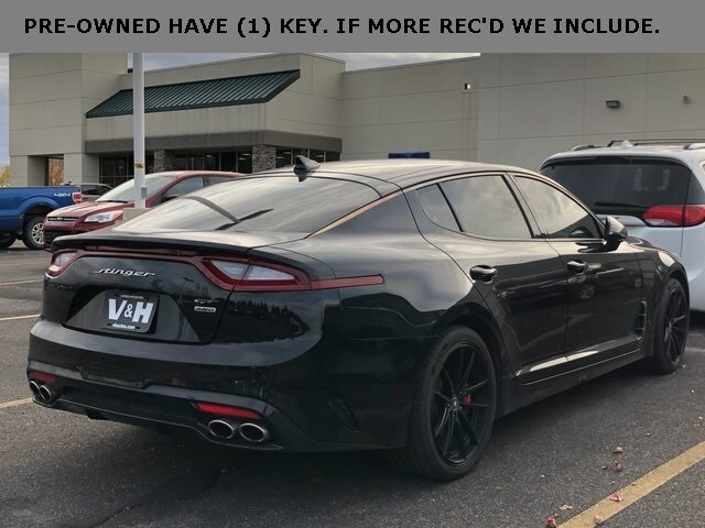 2020 Kia Stinger GT photo 2