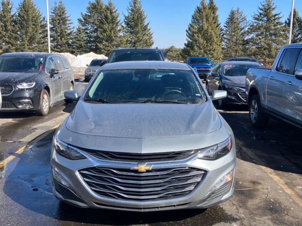 Used 2025 Chevrolet Malibu LT Sedan