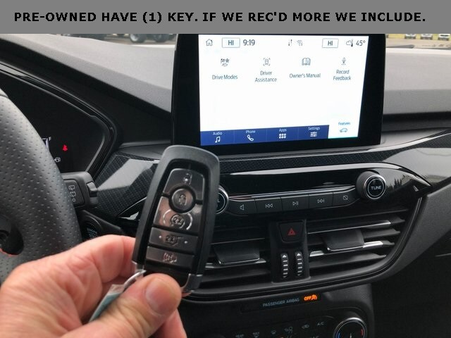 2024 Ford Escape ST-Line photo 2