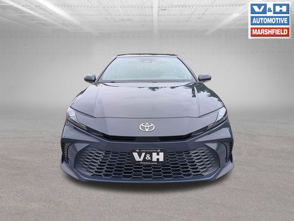 2025 Toyota Camry SE - Photo 27