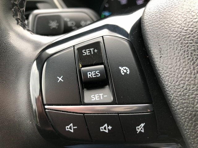 2021 Ford Escape SEL photo 3