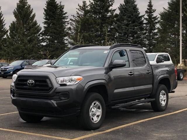 2023 Toyota Tacoma SR photo 3