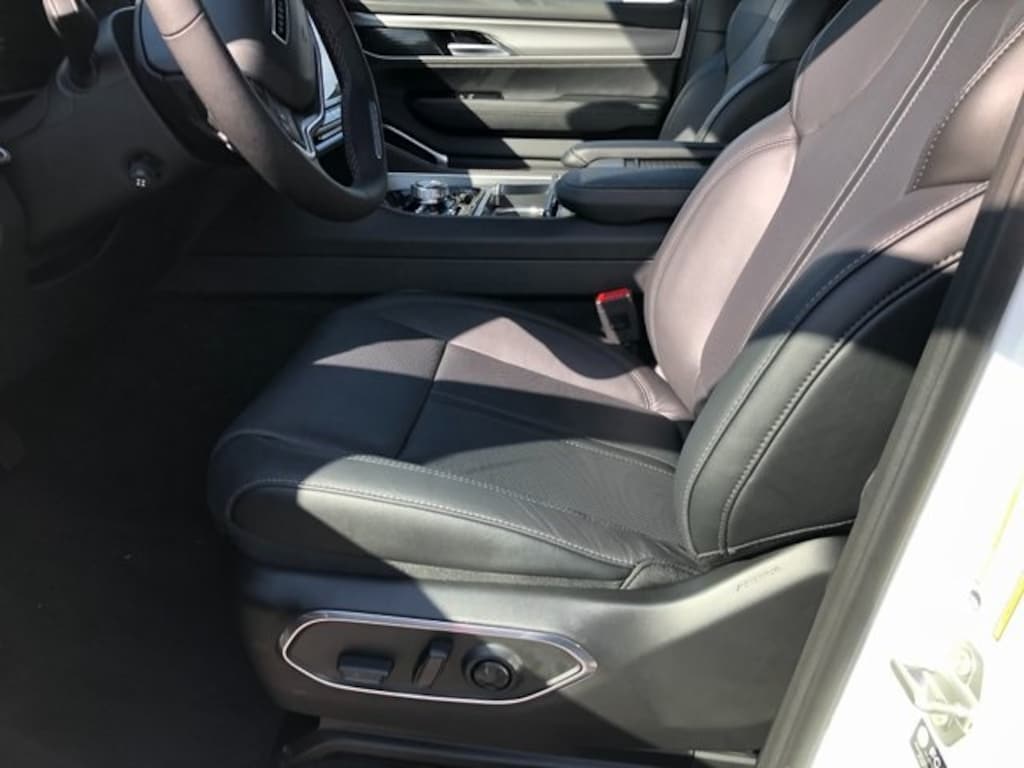 New 2025 Jeep Wagoneer CARBIDE 4X4 Sport Utility