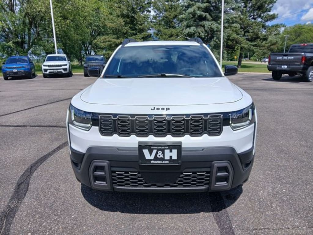 New 2026 Jeep Cherokee LAREDO 4X4 Sport Utility