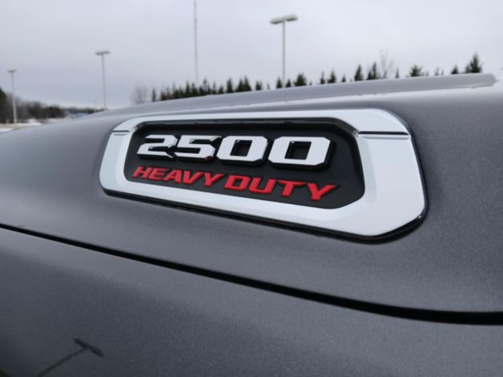 New 2026 Ram 2500 BIG HORN CREW CAB 4X4 6'4 BOX Pickup