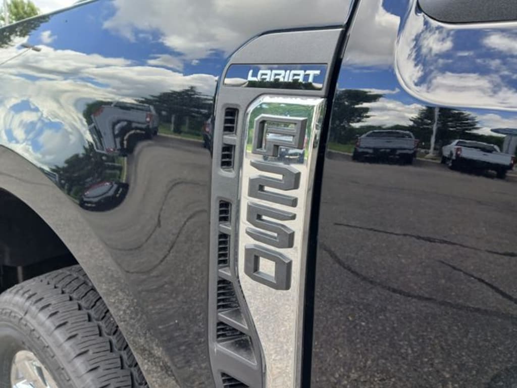 New 2026 Ford F-250SD Lariat Truck