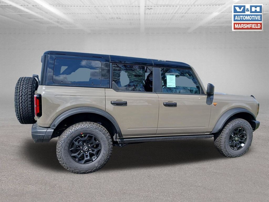 New 2026 Ford Bronco Badlands SUV