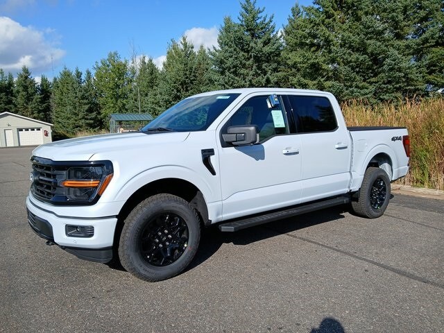 2025 Ford F-150 XLT photo 3