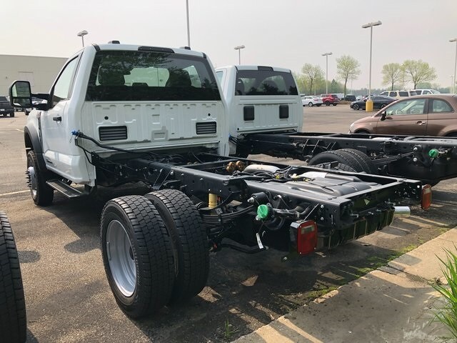 2024 Ford F-550 photo 4