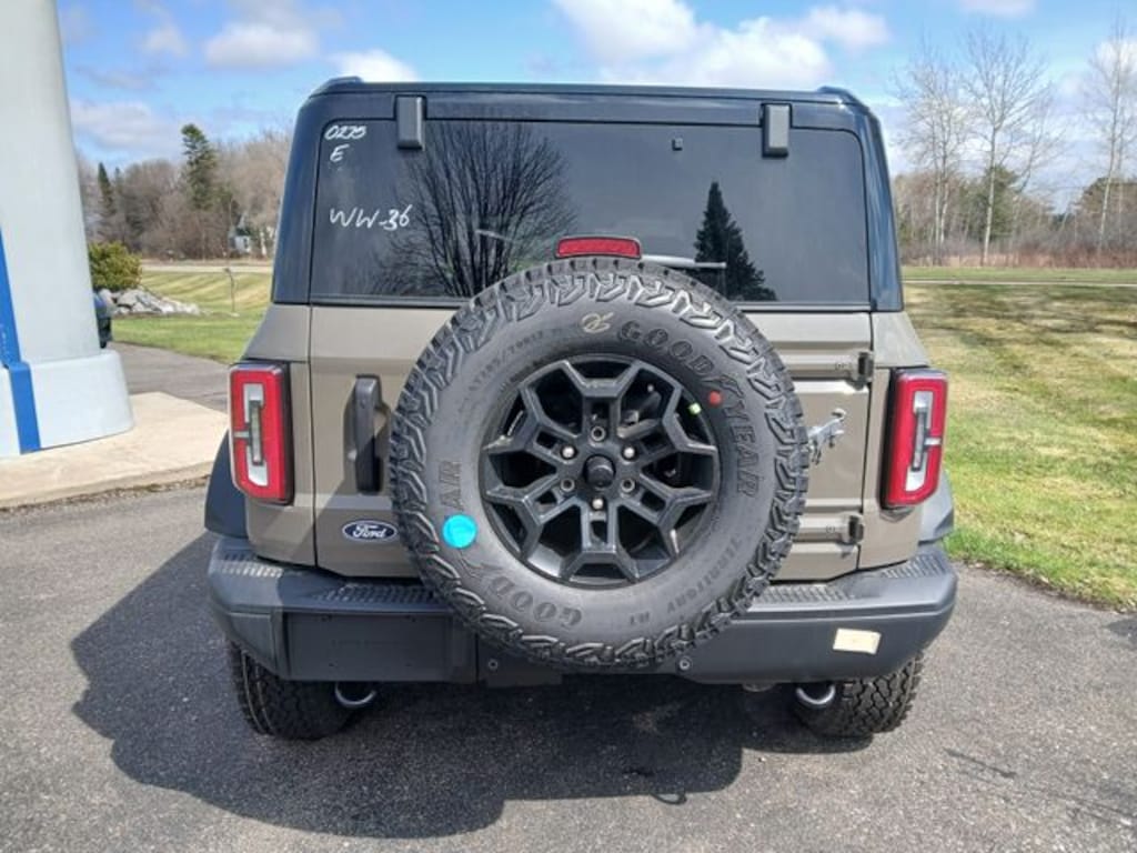 New 2026 Ford Bronco Badlands SUV