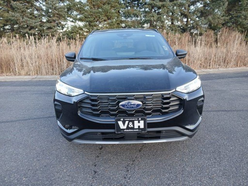 New 2026 Ford Escape ST-Line SUV