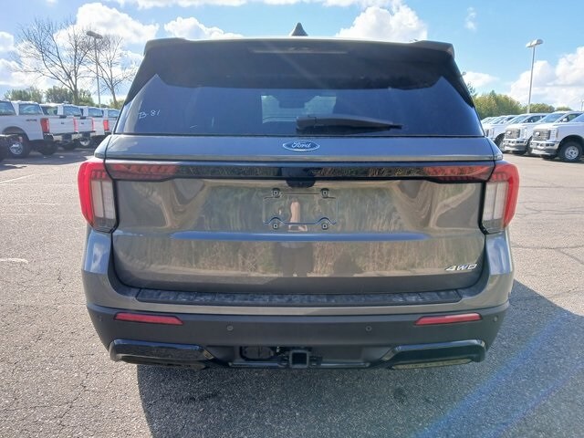 2025 Ford Explorer ST-Line photo 3