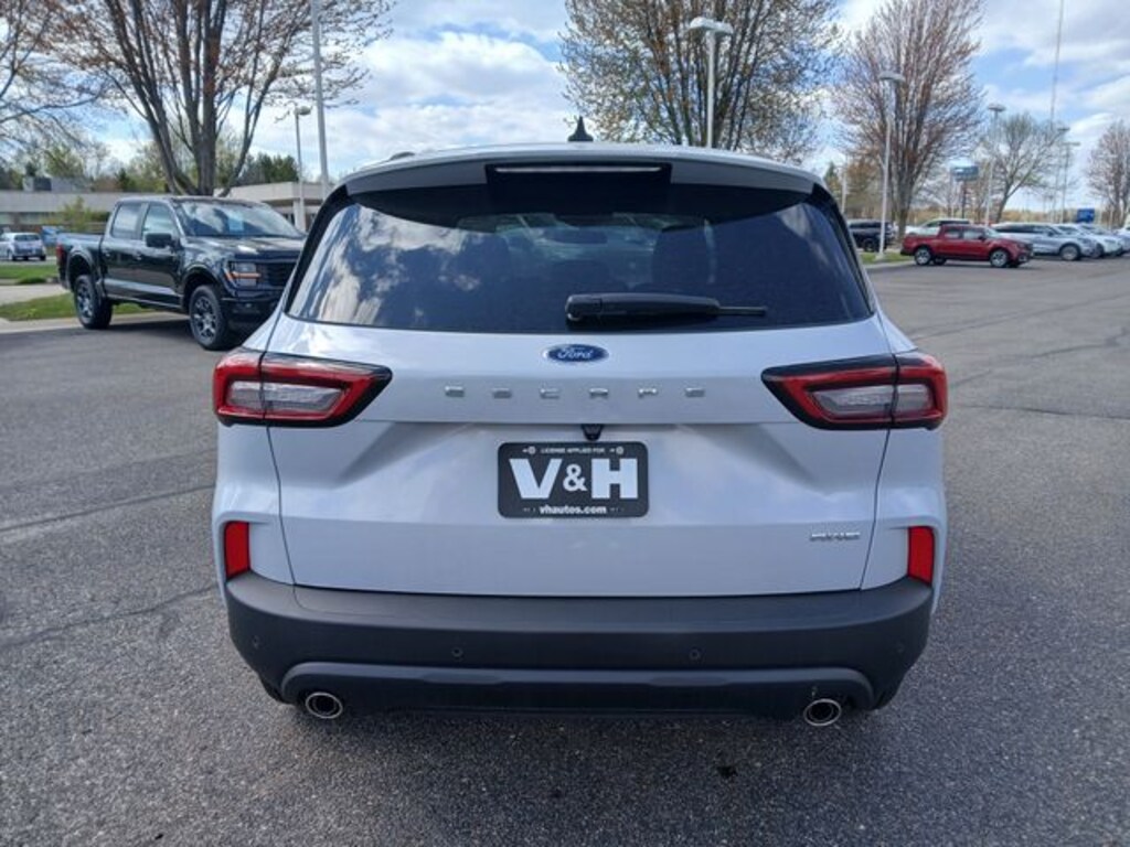 New 2026 Ford Escape ST-Line SUV