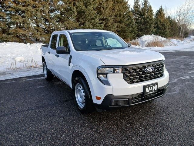 2025 Ford Maverick XL's photo