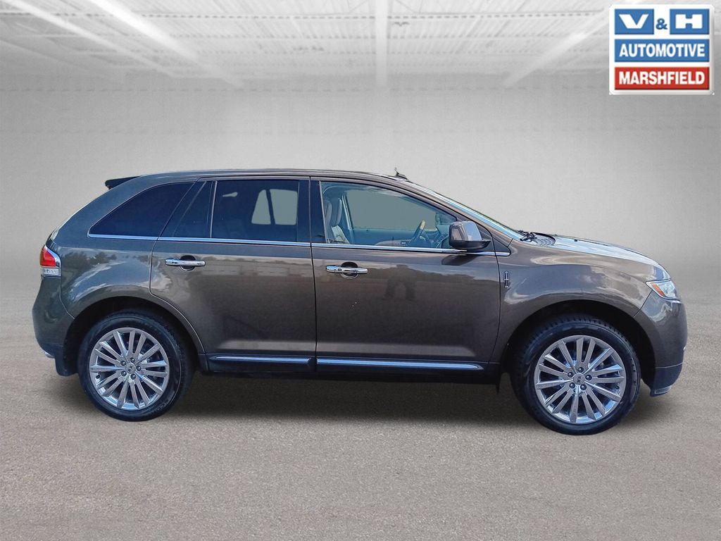 Used 2011 Lincoln MKX Base with VIN 2LMDJ8JK4BBJ05493 for sale in Marshfield, WI