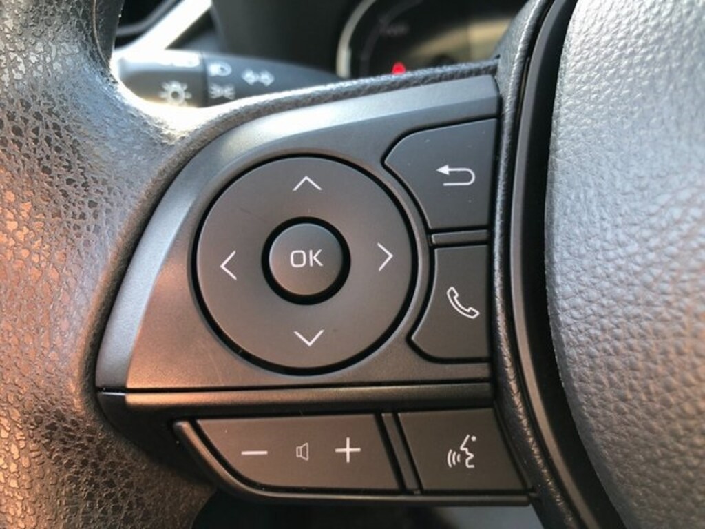 Used 2025 Toyota RAV4 Hybrid XLE SUV