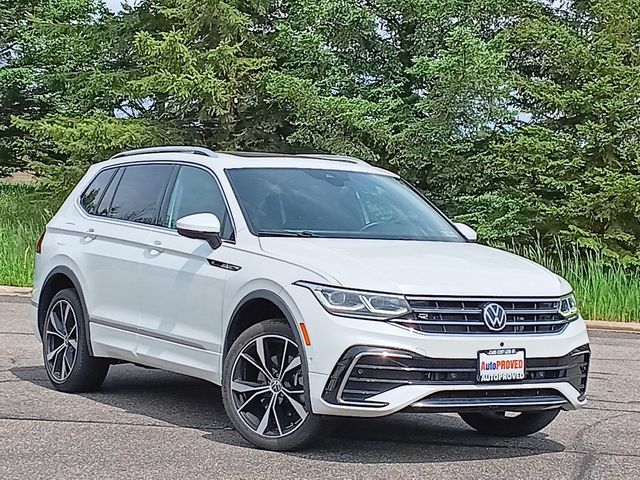 2022 Volkswagen Tiguan 2.0T SEL R-Line 4Motion's photo