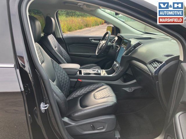2024 Ford Edge Titanium - Photo 16