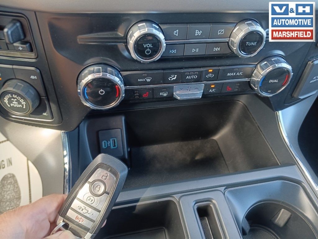 Used 2024 Ford F-150 XLT Truck