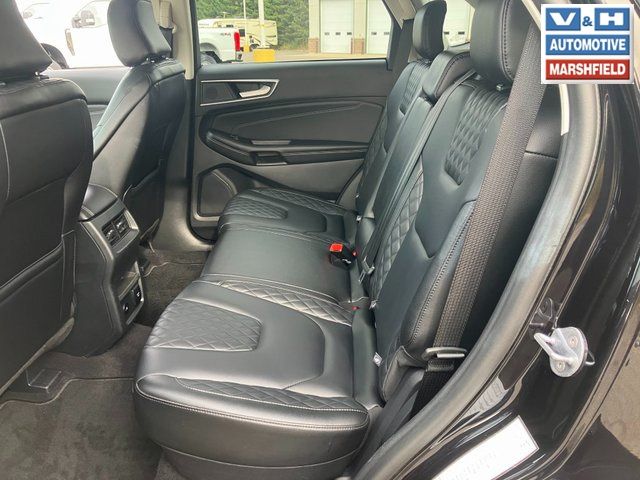 2024 Ford Edge Titanium - Photo 18