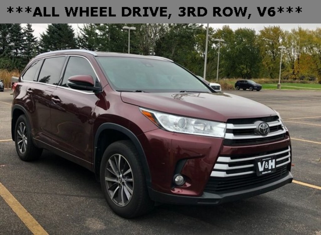 Used 2017 Toyota Highlander XLE SUV
