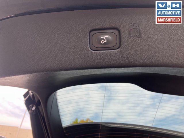 2024 Ford Edge Titanium - Photo 27