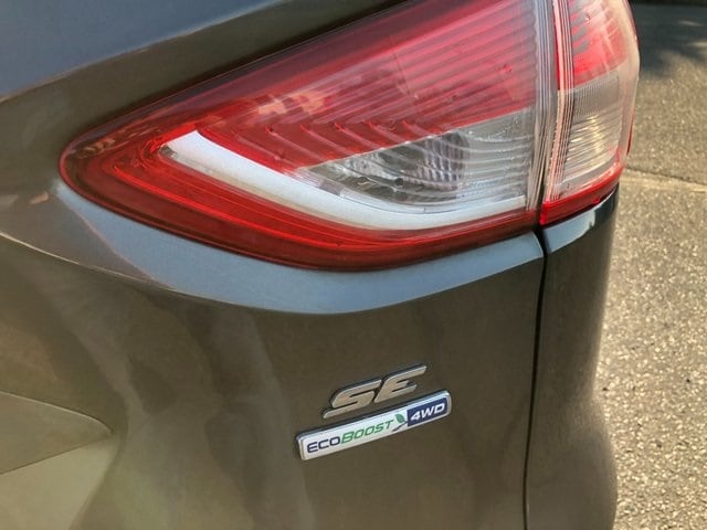 Used 2016 Ford Escape SE with VIN 1FMCU9G90GUC27519 for sale in Marshfield, WI