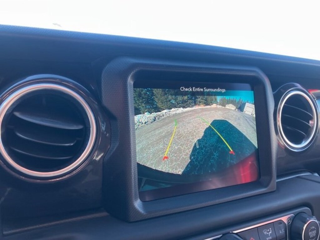 Used 2021 Jeep Wrangler Unlimited Sahara Altitude SUV