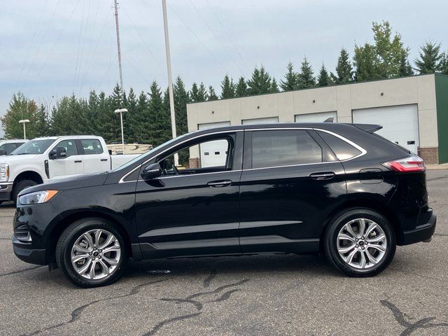 2024 Ford Edge Titanium - Photo 23