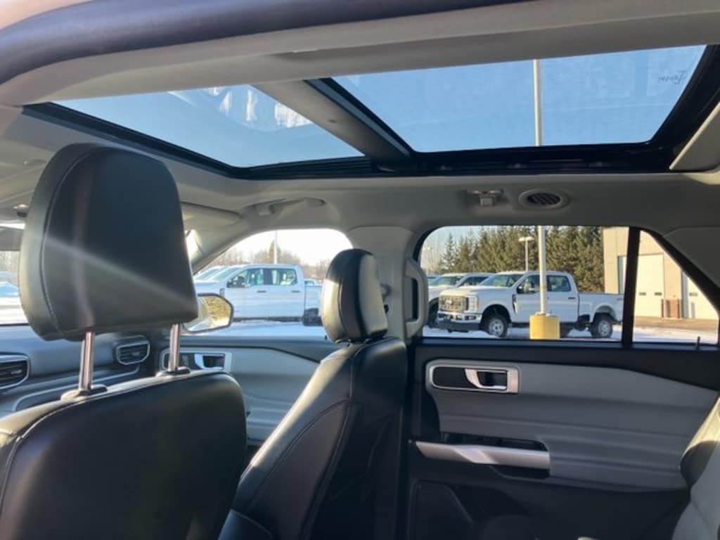 Used 2023 Ford Explorer XLT SUV