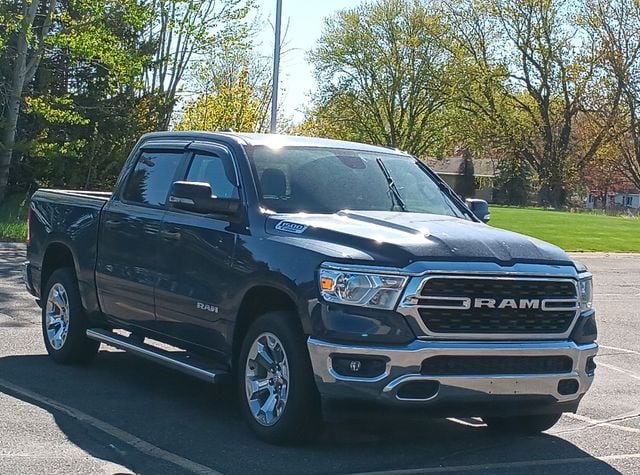 2023 RAM 1500 Big Horn/Lone Star 4x4 Crew Cab 5'7's photo