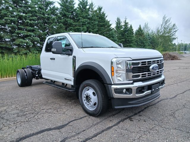 2026 Ford F-450 XLT 4x4 SuperCab 192-In DRW's photo