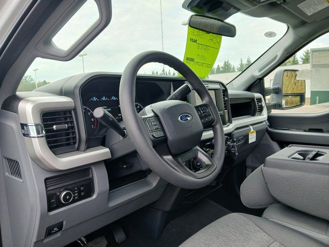 2025 Ford F-350 Super Duty XL - Photo 10