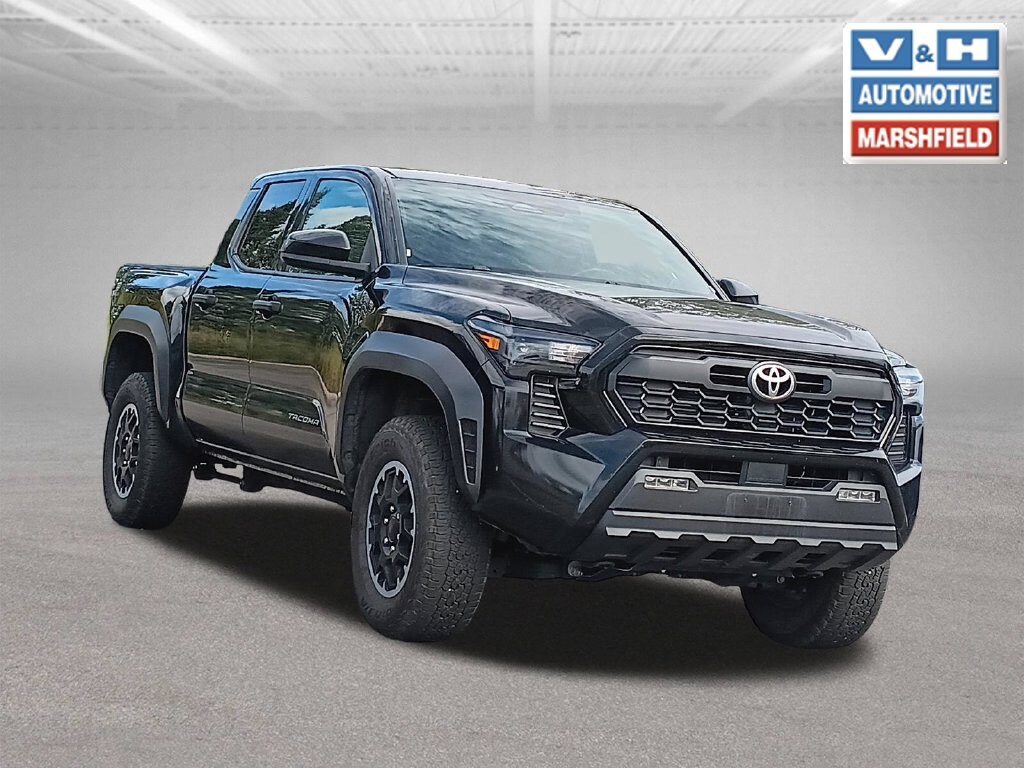 Used 2025 Toyota Tacoma TRD Off-Road Truck