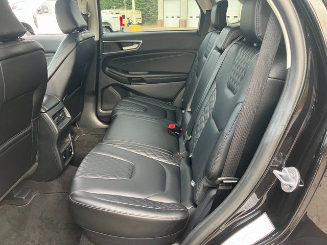2024 Ford Edge Titanium - Photo 18